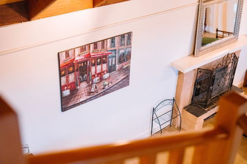 Outlook Hill Vineyard Cottages - Hotel Accommodation 3