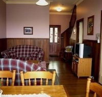Pemberton Old Picture Theatre Holiday Apartments - Hotel Accommodation