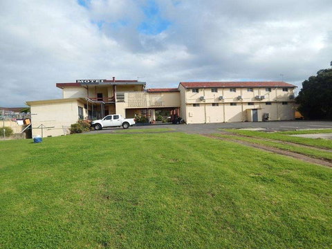 Nowra Motor Inn - Hotel Accommodation 1