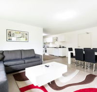 Apex Park Holiday Apartments - Hotel Accommodation