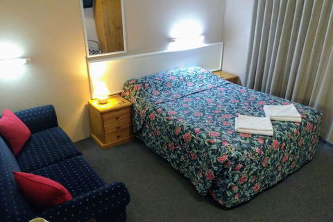 Armidale Rose Villa Motel - Hotel Accommodation 4