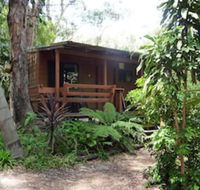Samurai Beach Bungalows Port Stephens YHA - Hotel Accommodation