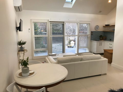 Apartments On The Park - Hotel Accommodation 4