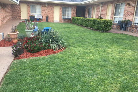 Golden Chain Aalana Motor Inn - Hotel Accommodation 1