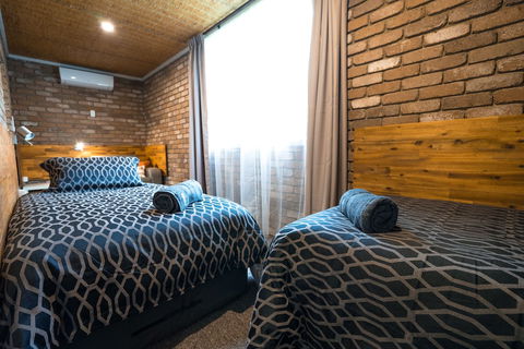 Farnham Court - Hotel Accommodation 4