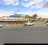 Grand Central Accommodation BB Cobden - Hotel Accommodation