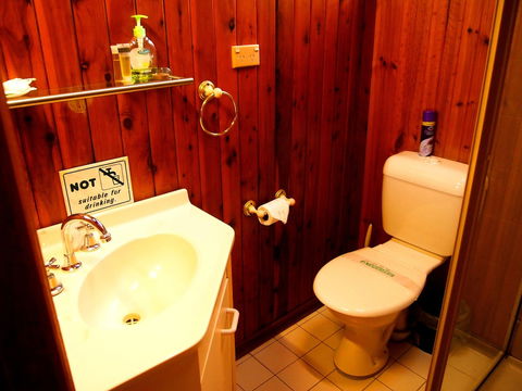 Ferndale - Hotel Accommodation 3