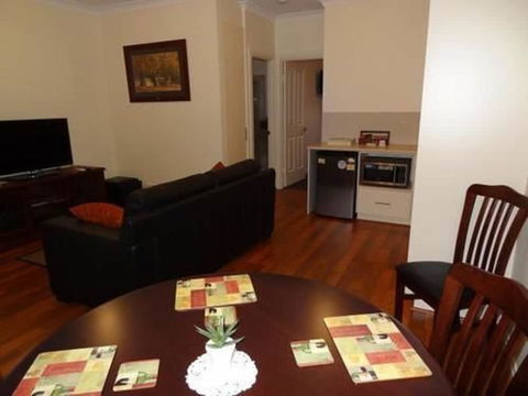 Hahndorf Oak Tree Cottages - Hotel Accommodation 6