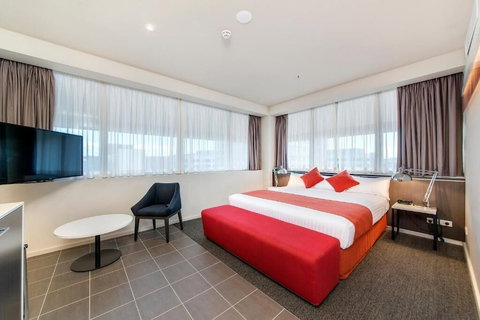 Abode Woden - Hotel Accommodation 5