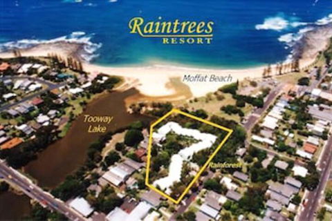 Raintrees On Moffat Beach - Hotel Accommodation 1