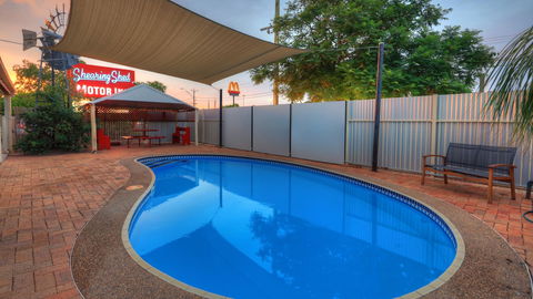 Shearing Shed Motor Inn - Hotel Accommodation 5