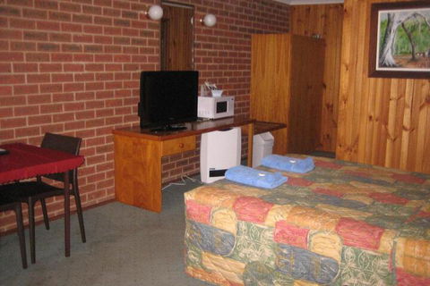 Orbost Country Road Motor Inn - Hotel Accommodation 6