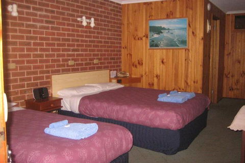 Orbost Country Road Motor Inn - Hotel Accommodation 3