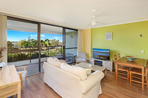 Palmerston Tower Holiday Apartments - Hotel Accommodation 5