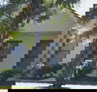 Noah's Mid City Motor Inn - Hotel Accommodation