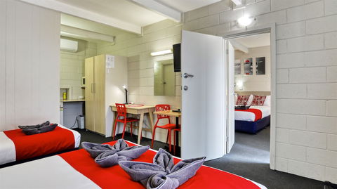 Castle Creek Motel - Hotel Accommodation 6