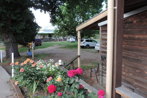 Snug As A Bug Motel - Hotel Accommodation 2