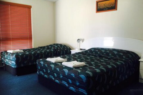 Springsure Overlander Motel - Hotel Accommodation 0