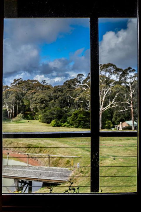 Ghost Hill Road Retreat - Hotel Accommodation 1
