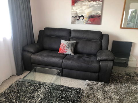 Avaleen Lodge Motor Inn - Hotel Accommodation 4