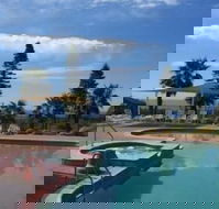 Diamond Beach Holiday Park - Hotel Accommodation