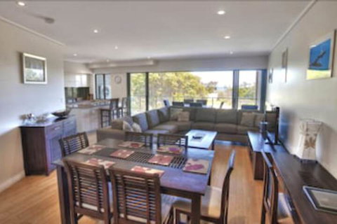 Loka Santi - Hotel Accommodation 4