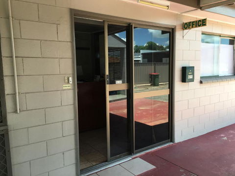 Plantation Park Motor Inn - Hotel Accommodation 3