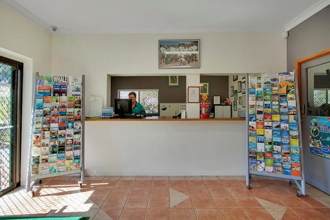 Pyramid Holiday Park - Hotel Accommodation 3