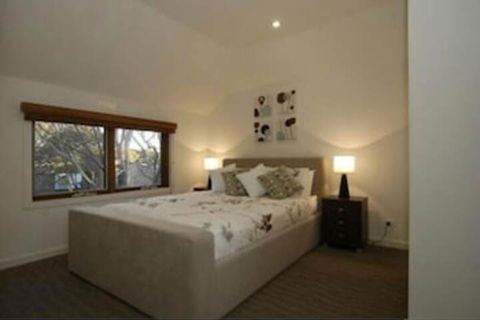 Blue Ice - Hotel Accommodation 4