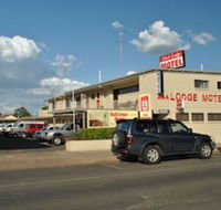 A  A Lodge Motel Emerald - Hotel Accommodation