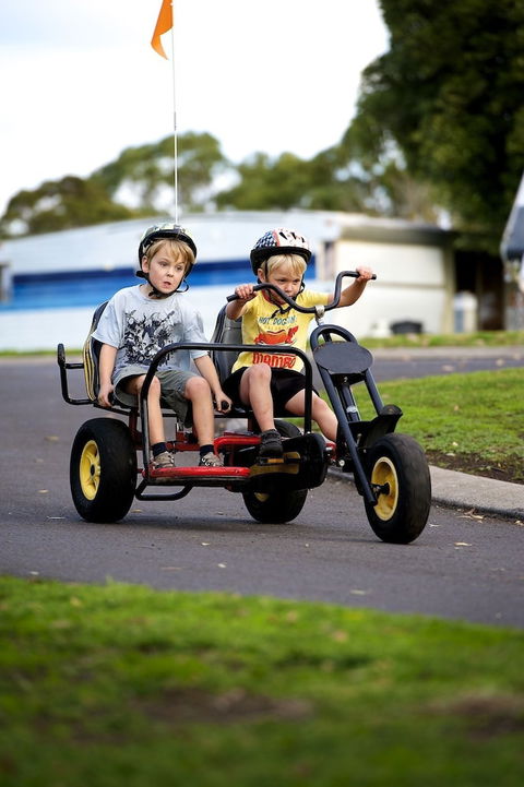 Lakes And Craters Holiday Park - Hotel Accommodation 2