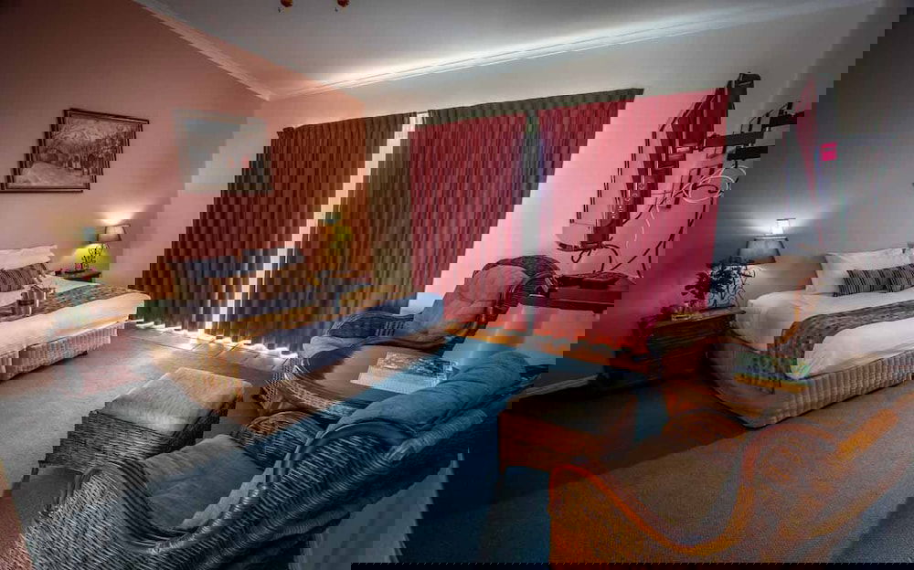 Wongawallan QLD Hotel Accommodation