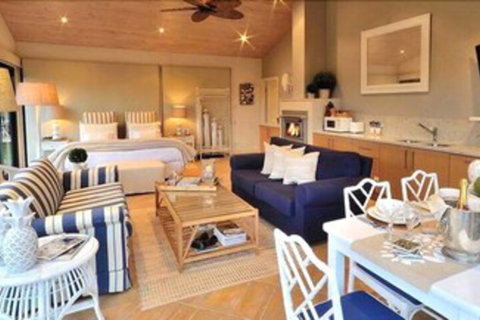 The Outlook Cabana - Hotel Accommodation 4