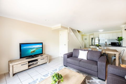 Sunset Waters 6 - Hotel Accommodation 6