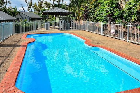 Sunset Waters 6 - Hotel Accommodation 3