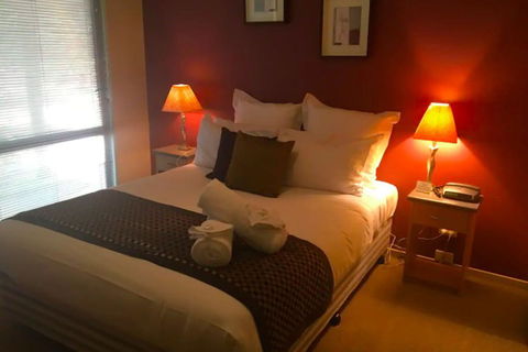 Idyllic Retreat For 4 People In Beautiful Otway Ranges, Recharge & Refresh In Hot Tub - Hotel Accommodation 6