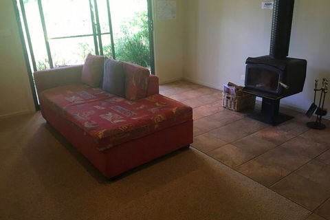 Idyllic Retreat For 4 People In Beautiful Otway Ranges, Recharge & Refresh In Hot Tub - Hotel Accommodation 3