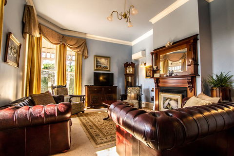 Heytesbury House - Hotel Accommodation 2