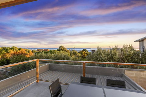 Tides Apartments - Hotel Accommodation 3