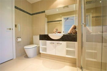 Pinnacle Apartments Hamilton Island - Hotel Accommodation 5