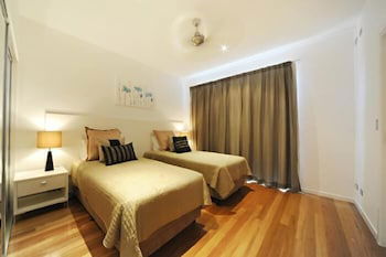 Pinnacle Apartments Hamilton Island - Hotel Accommodation 3