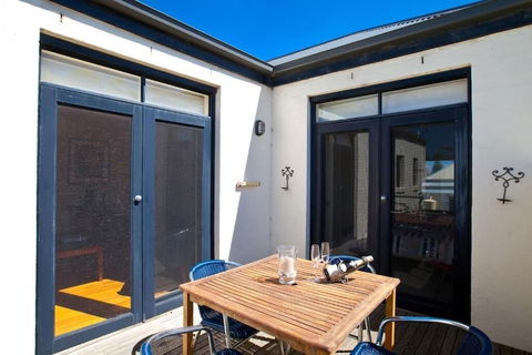 Port Boutique Accommodation - Hotel Accommodation 6