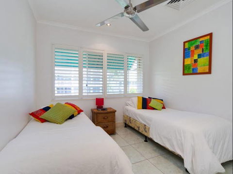 Azure Waters - Hotel Accommodation 0