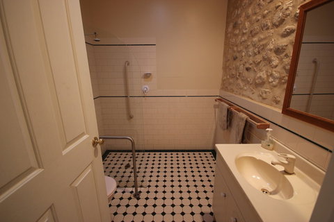 Cape Jervis Accommodation & Caravan Park - Hotel Accommodation 4