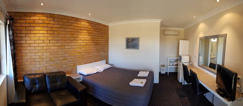 Blayney Goldfields Motor Inn - Hotel Accommodation 3