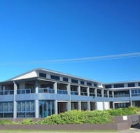 Lennox Holiday Apartments - Hotel Accommodation