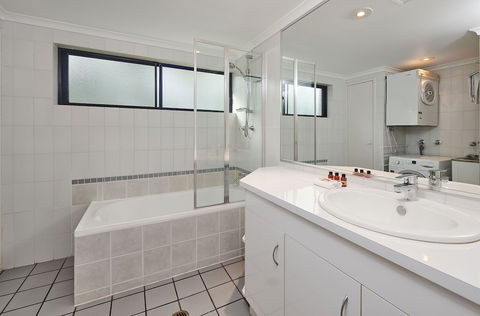 Cape Apartments - Hotel Accommodation 2