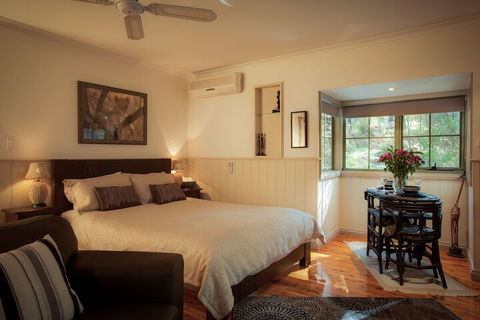 Eagle Hammer Cottages - Hotel Accommodation 5