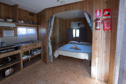 Drummond Cove Holiday Park - Hotel Accommodation 4