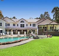 Kingfishers Manor - Hotel Accommodation